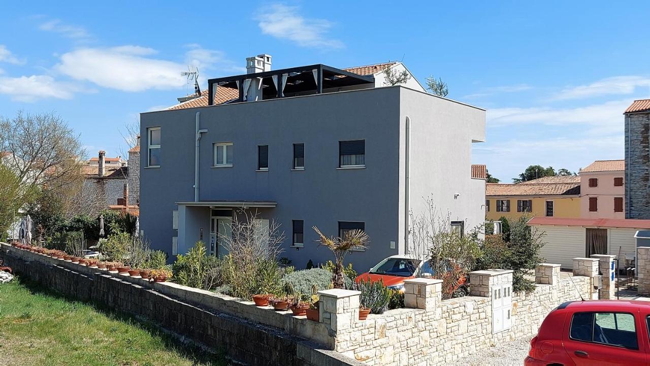 Rooms And Apartments Istrasoley Bale Exterior foto